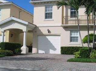 363 Salinas Dr, Palm Beach Gardens, FL 33410