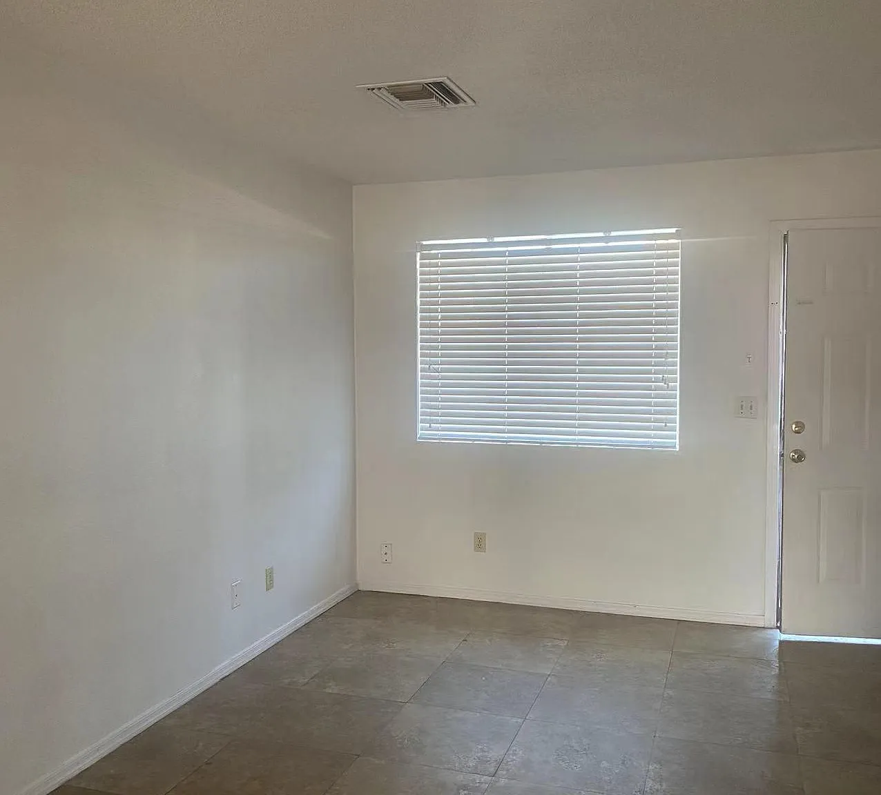 2 bed, 865 sqft, $1,100 — Photo 4