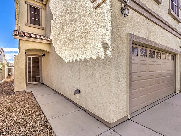 4th image of 9549 Cabot Falls Ave