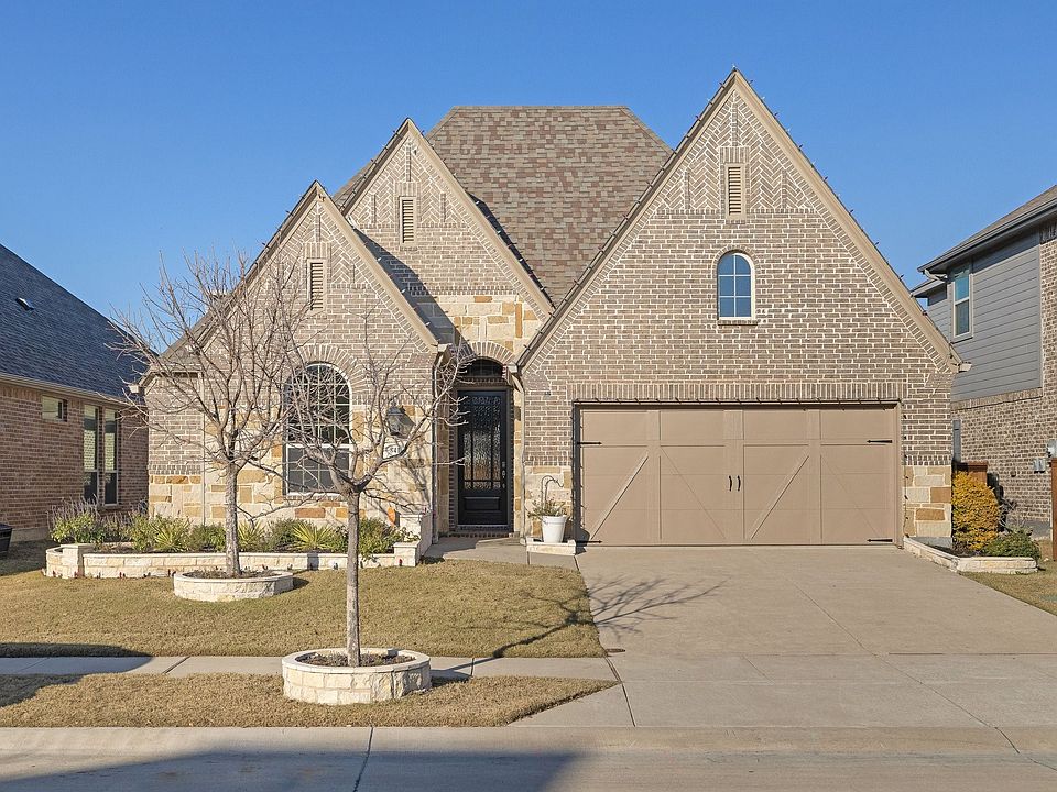 1st image of 841 Underwood Ln