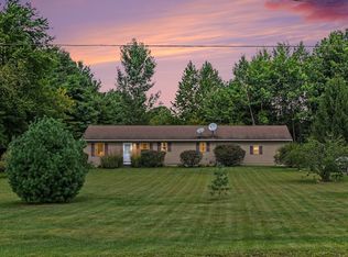 8625 Columbia Ave, Eau Claire, MI 49111