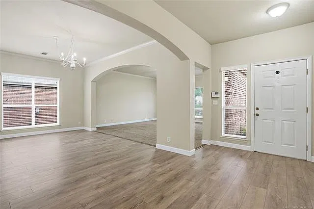 3 bed, 2.5 bath, 2515 sqft, $2,500 — Photo 4
