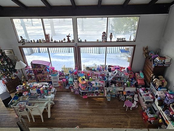 5th image of 51 Fairway Ln