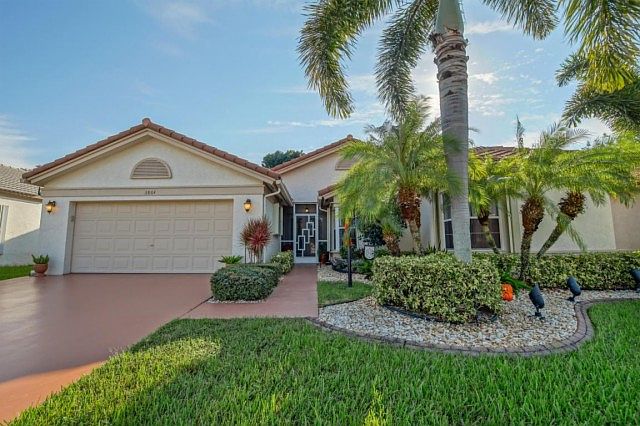 1st image of 3864 Summer Chase Ct