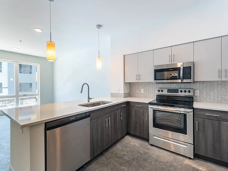 One Canal Apartments — Photo 3