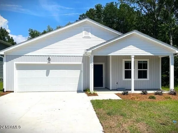 353 Currents Place SE, Bolivia, NC 28422