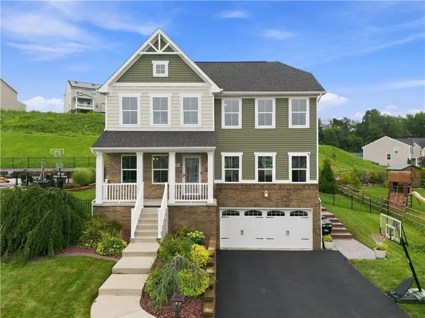 7645 Dominick Dr, North Huntingdon, PA 15642