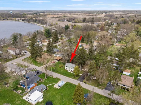 W1038 Eau Claire ROAD, Genoa City, WI 53128