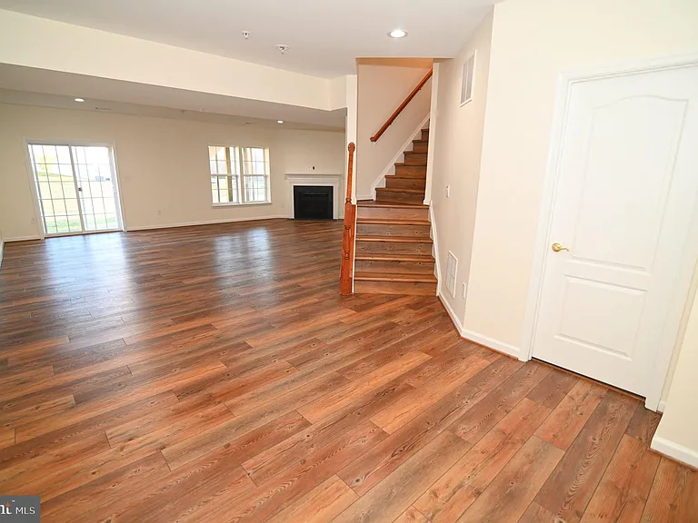 7001 Chaptico Ct — Photo 101