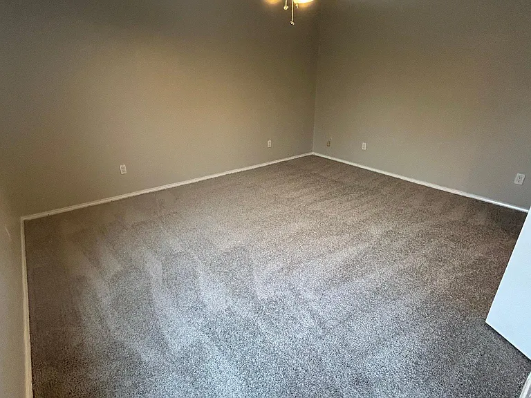 3425 Courtyard Cir — Photo 19