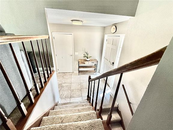 5th image of 1249W W Crestview Dr