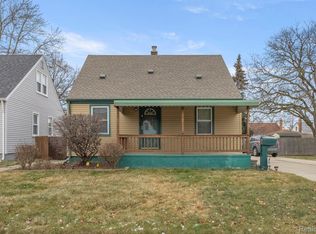 21730 Tuscany Ave, Eastpointe, MI 48021