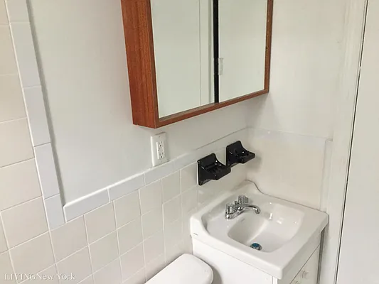 Rented by Living New York | media 11