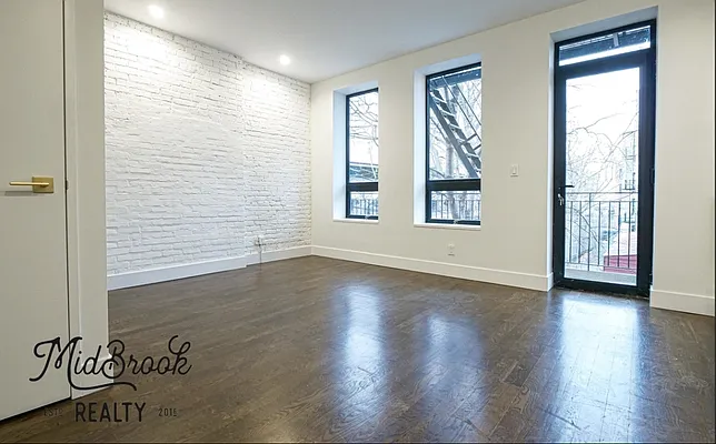 Rented by Midbrook Realty, LLC | media 5