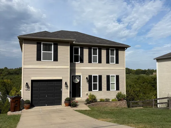 96 High St, Walton, KY 41094