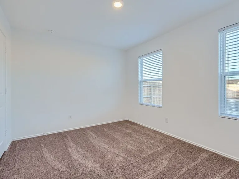 3414 Jacobs Wl — Photo 7
