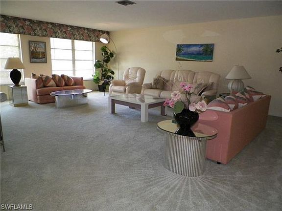 5th image of 1360 N Collier Blvd