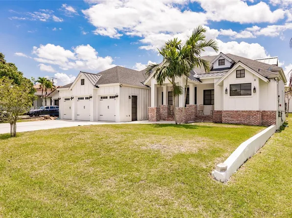 11240 NW 23rd St, Plantation, FL 33323