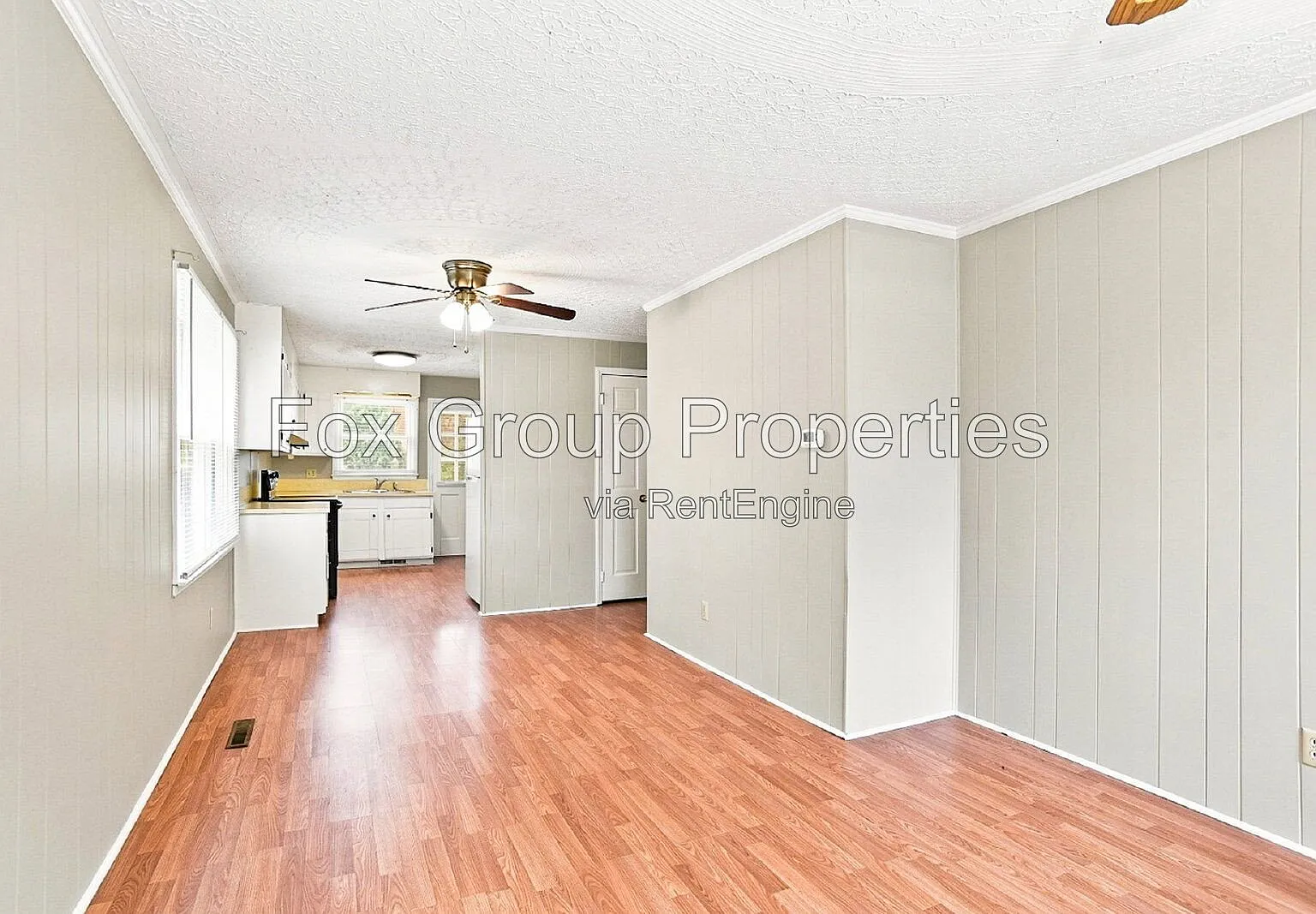 2 bed, 1.5 bath, 950 sqft, $1,180 — Photo 4
