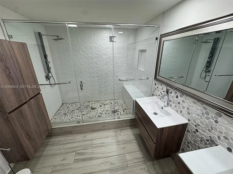 336 Poinciana Dr #1008 — Photo 22