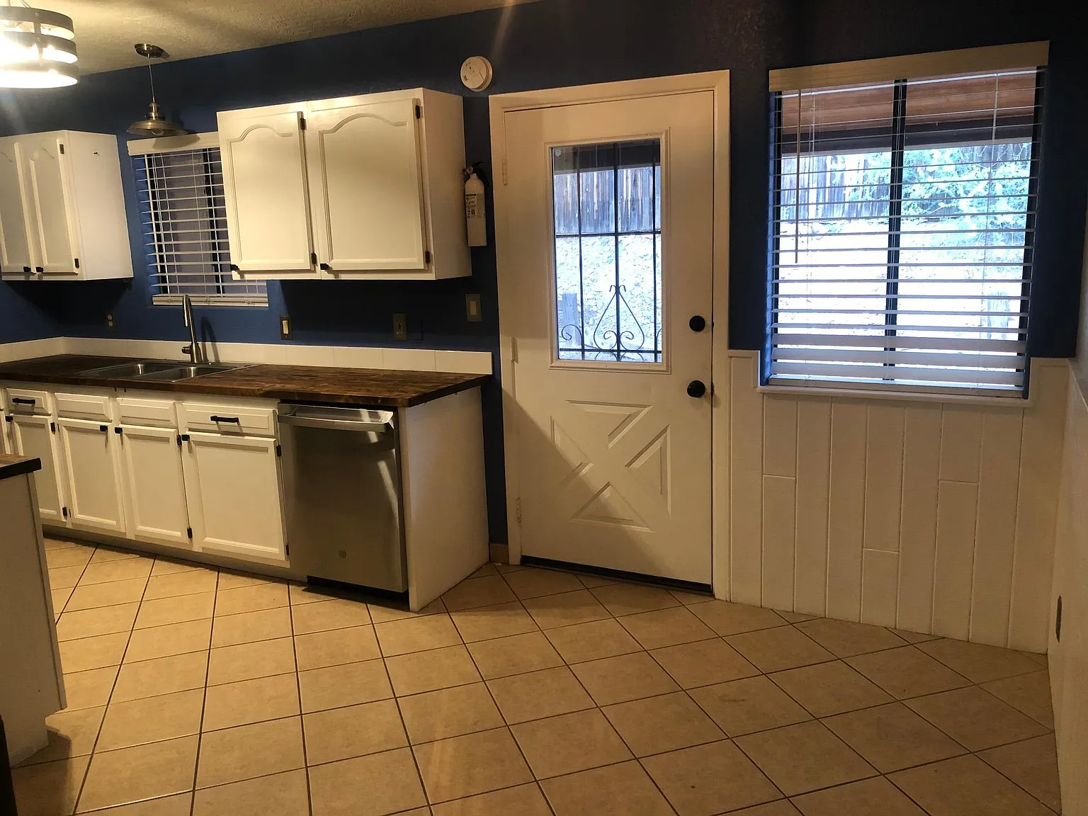 1355 S Gold Dust Cir — Photo 3