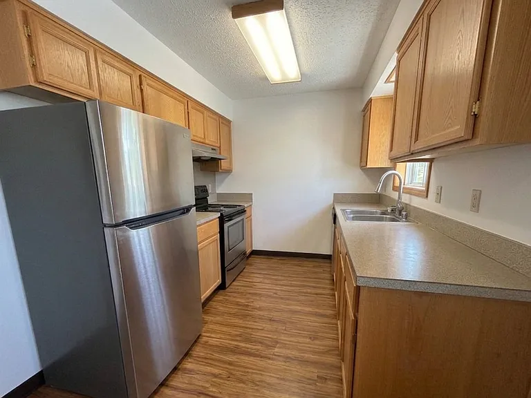 Tabor West Apartments — Photo 15