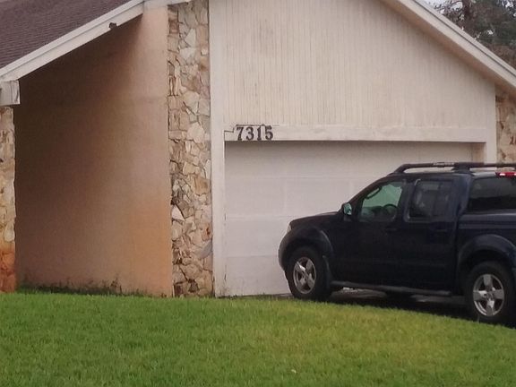 4th image of 7315 NW 49th Ct