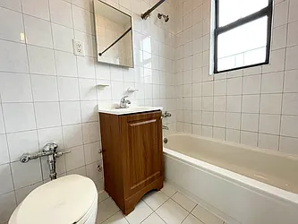 Rented by Century 21 Premier 
