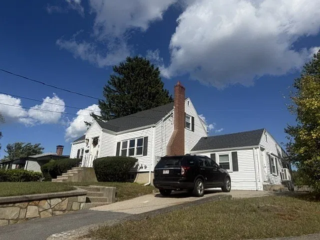 1 bed, 1.0 bath, 400 sqft, $1,800 — Photo 1