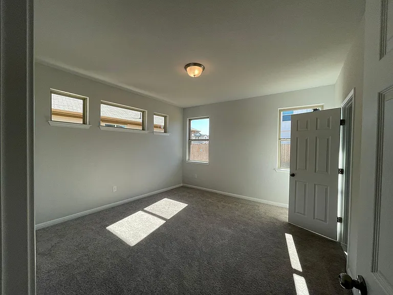 105 Durmont Pass — Photo 9