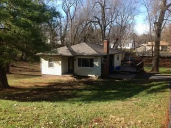 301 S Jefferson Ave, Collinsville, IL 62234