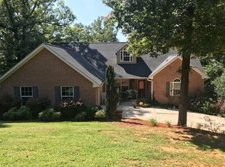 467 Old River Rd, Cornelia, GA 30531