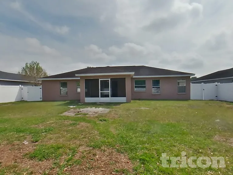 4739 Acorn Dr — Photo 16