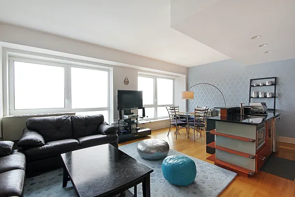 Rented by Compass | media 33