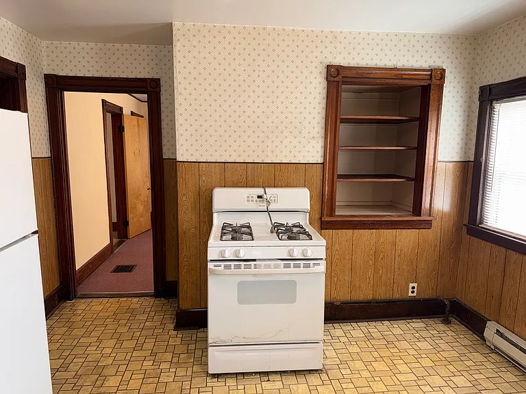 12 Grove St #3 — Photo 10