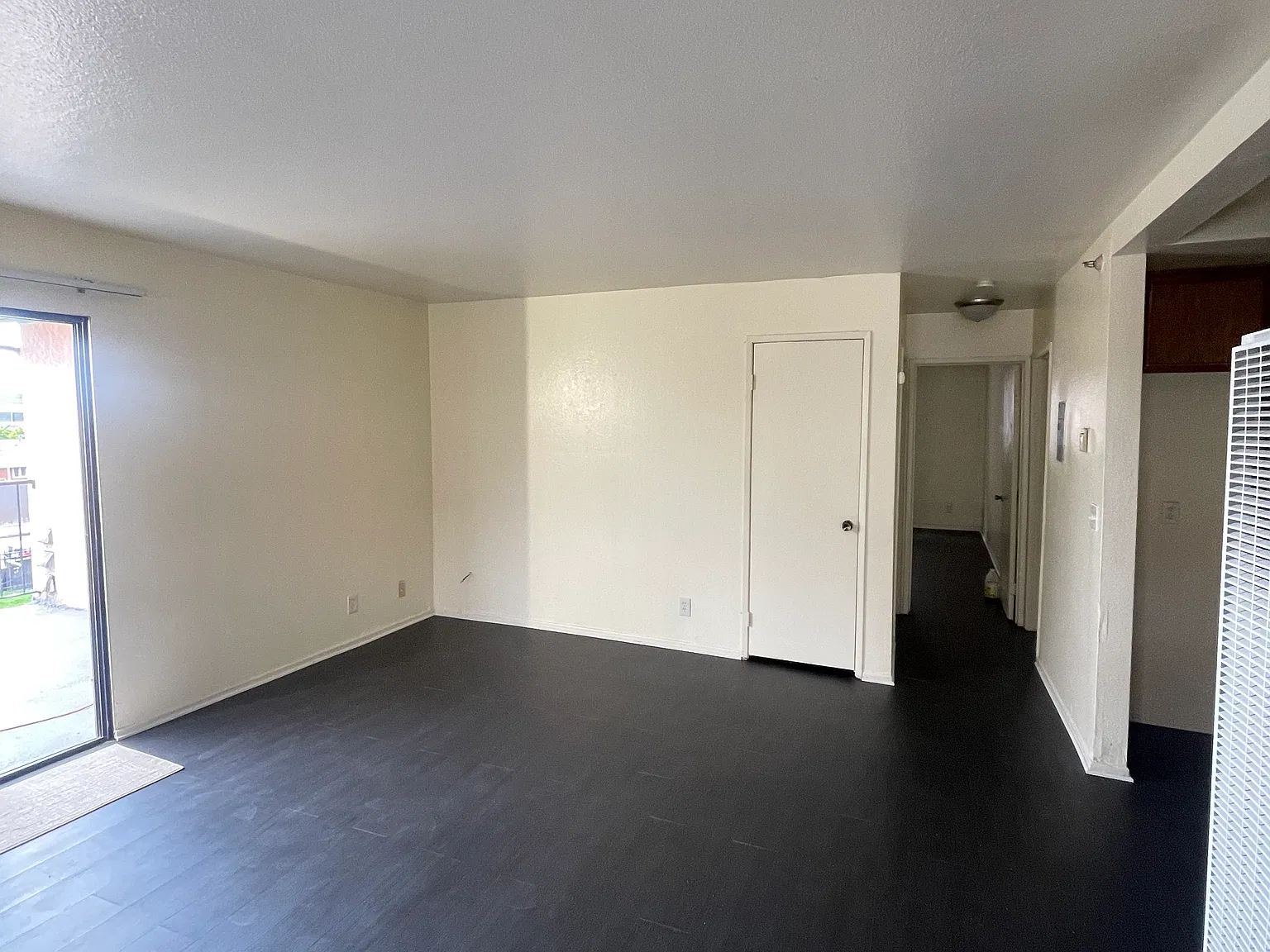 13527 Lemoli Ave — Photo 3