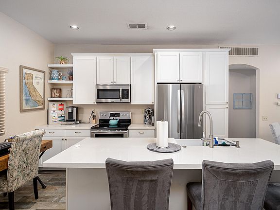 5th image of 67663 Lagos Way #67663