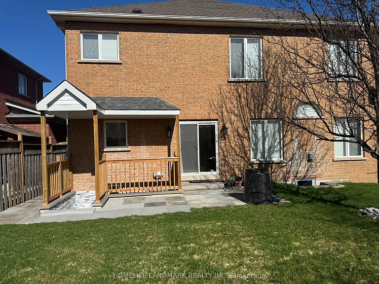 71 Holly Dr — Photo 3