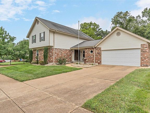 2nd image of 7121 Honey Ln