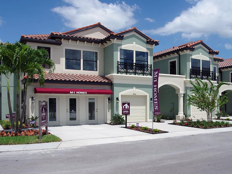 Located on 0046 in Muirfield Village in Sarasota, FL