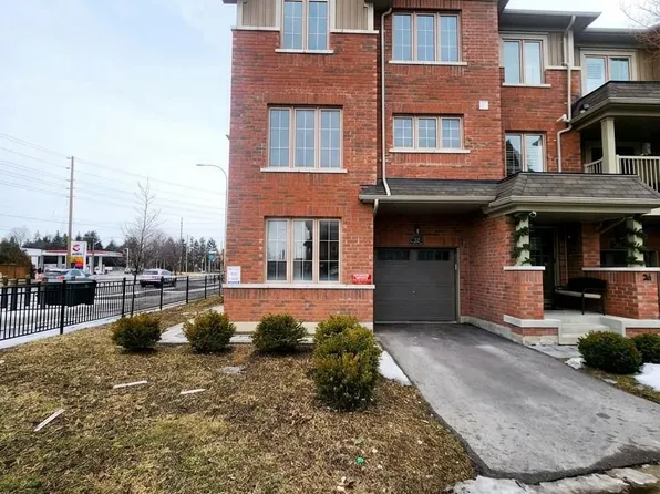 24 Amulet Way, Whitby, ON L1R 0R5
