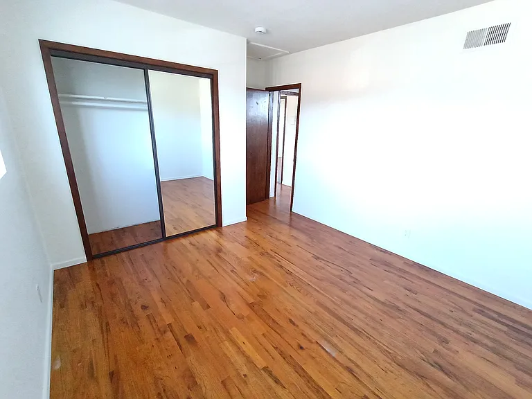 5314 W 138th St — Photo 29