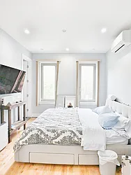 Rented by MAC Realty NY