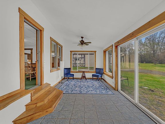 4th image of 402 Webb Ridge Road