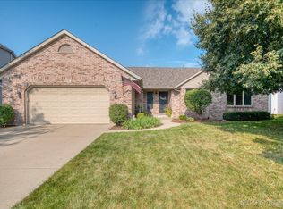 1331 Yorkshire Dr N, Sycamore, IL 60178