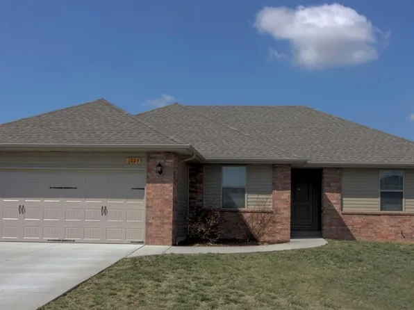 1023 S Tanner Dr, Springfield, MO 65802