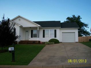 305 Split Oak Ln, Inman, SC 29349