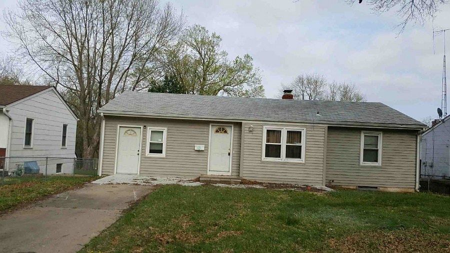 1st image of 3039 S Scott Ave