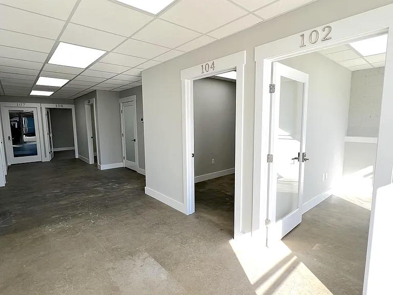 204 5th Ave E #102-103 — Photo 2