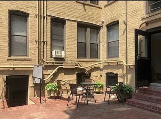 35-06 169th St #4C, Flushing, NY 11358
